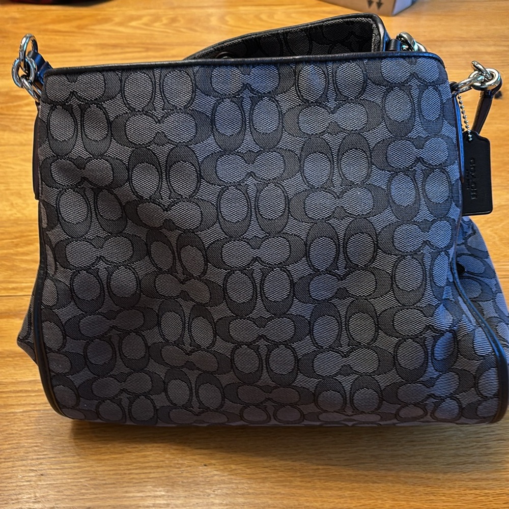 Coach Madison Phoebe Canvas Large Leather Triple Compartment Handbag. - Picture 4 of 12